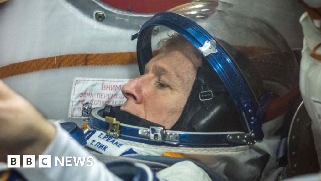 British Astronaut Tim Peake Prepares For Spacewalk Bbc News