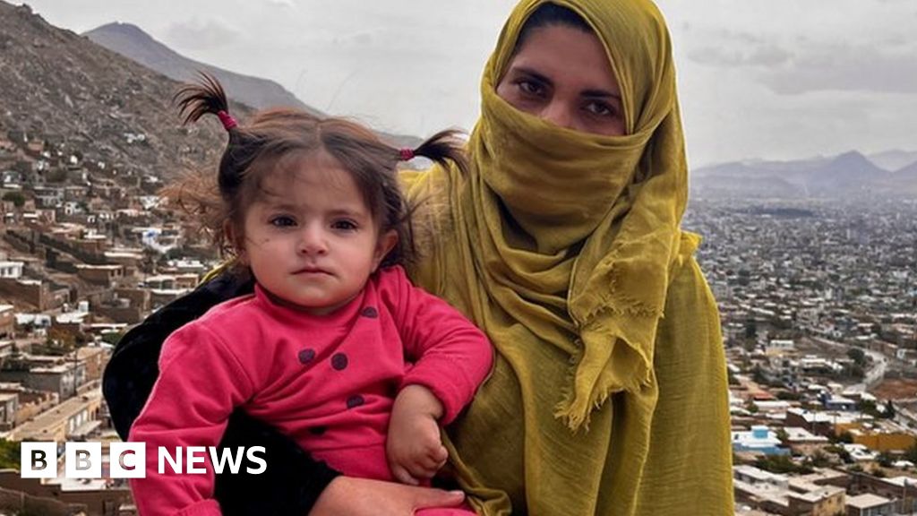 Afghanistan: ‘Tea is sometimes all I have to give my hungry baby’