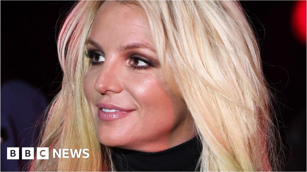 Britney Spears No Charges Over Employee Dispute Allegation Bbc News 2659