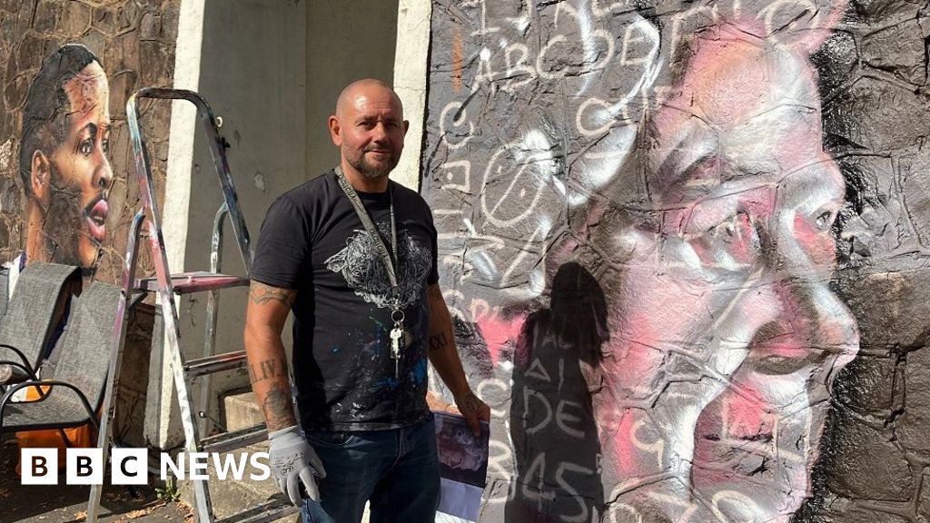 Queen portrait added to Nuneaton England heroes mural BBC News