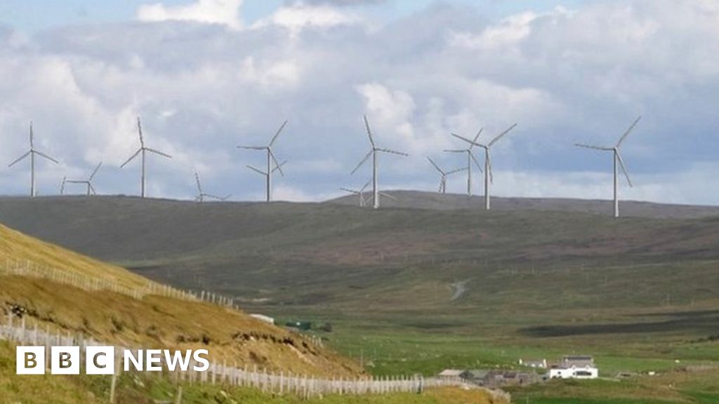 Shetland plans for UK's biggest onshore wind farm to proceed - BBC News