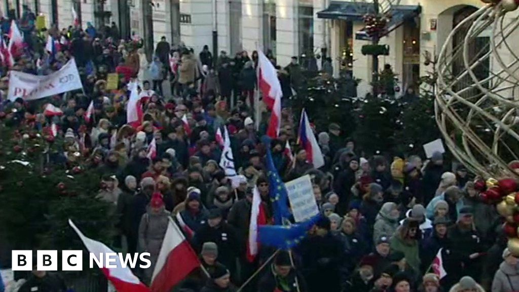 What has been happening politically in Poland? BBC News
