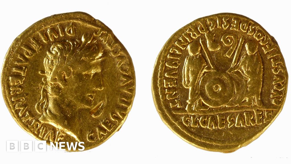 'Exceptional' Roman gold coin hoard found near Norwich