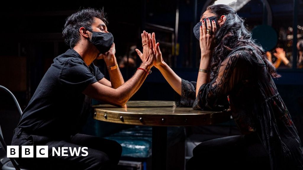 West End actors record song for India Covid relief efforts BBC News