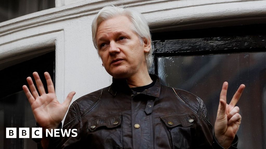 Julian Assange can be extradited says UK home secretary – BBC