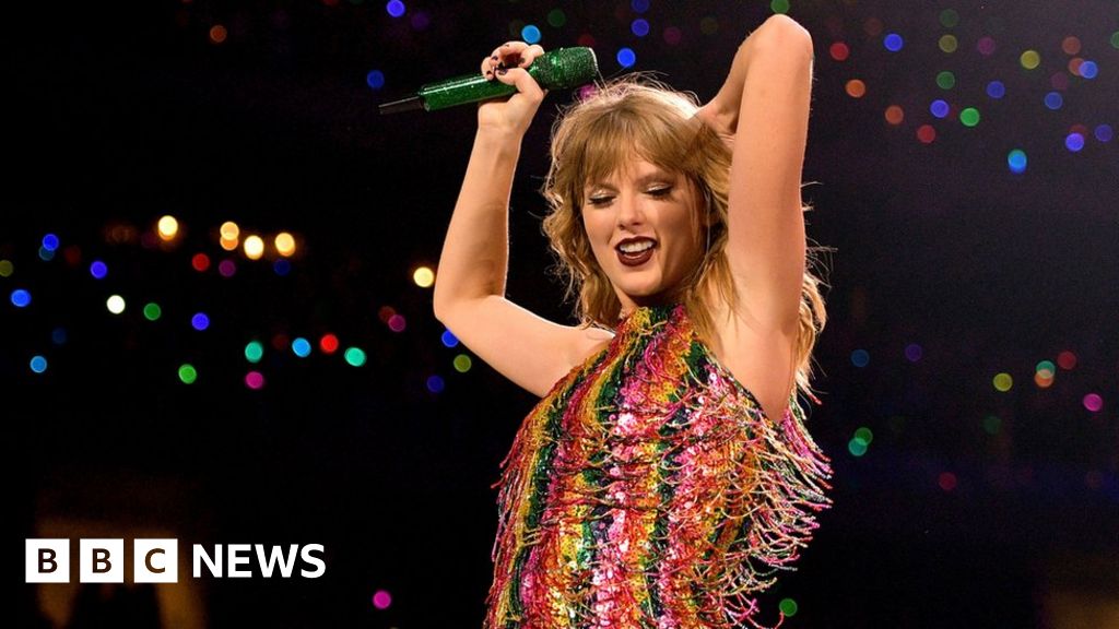 Taylor Swift breaks political silence in favour of Democrats