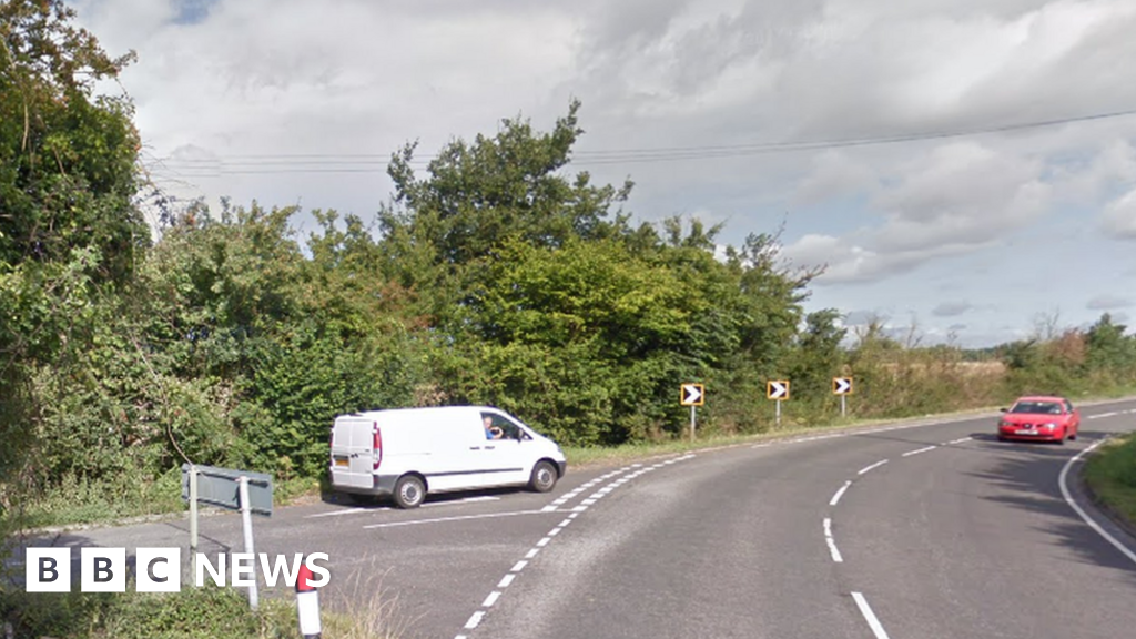 Oxfordshire Motorcyclist Dies In Collision With Car - BBC News