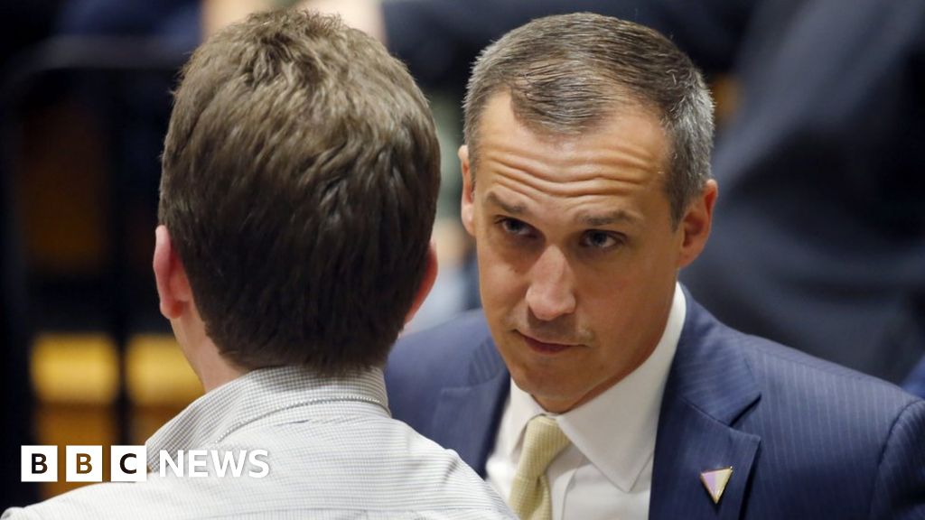 You're fired Trump sacks campaign manager, Lewandowski BBC News