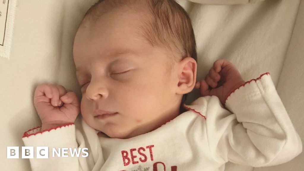 Frozen embryo record parents on 'miracle' baby BBC News