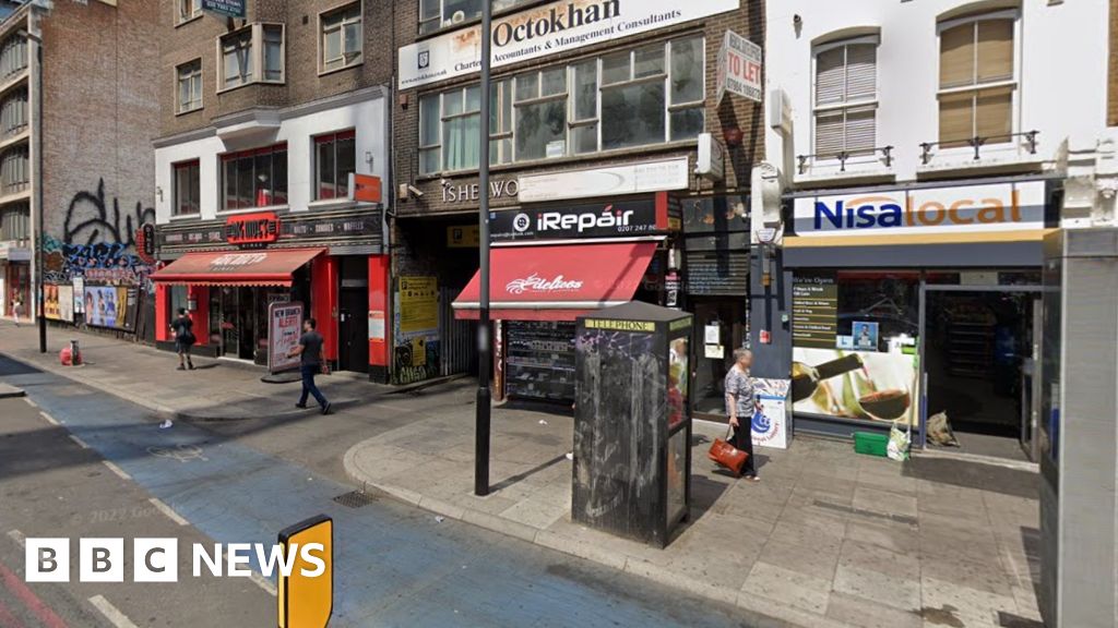 Whitechapel High Street where the fire took place