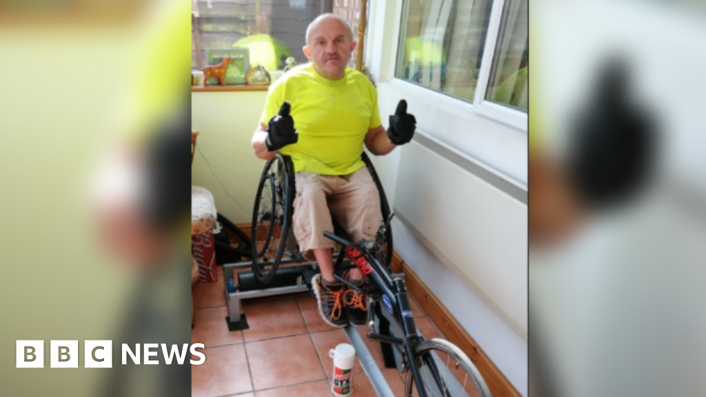 Gloucester 'crazy' challenge in support of men's mental health