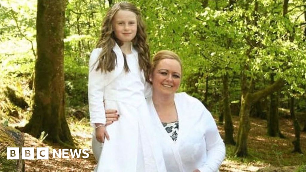 Mum of girl killed in blast asks government for direct talks