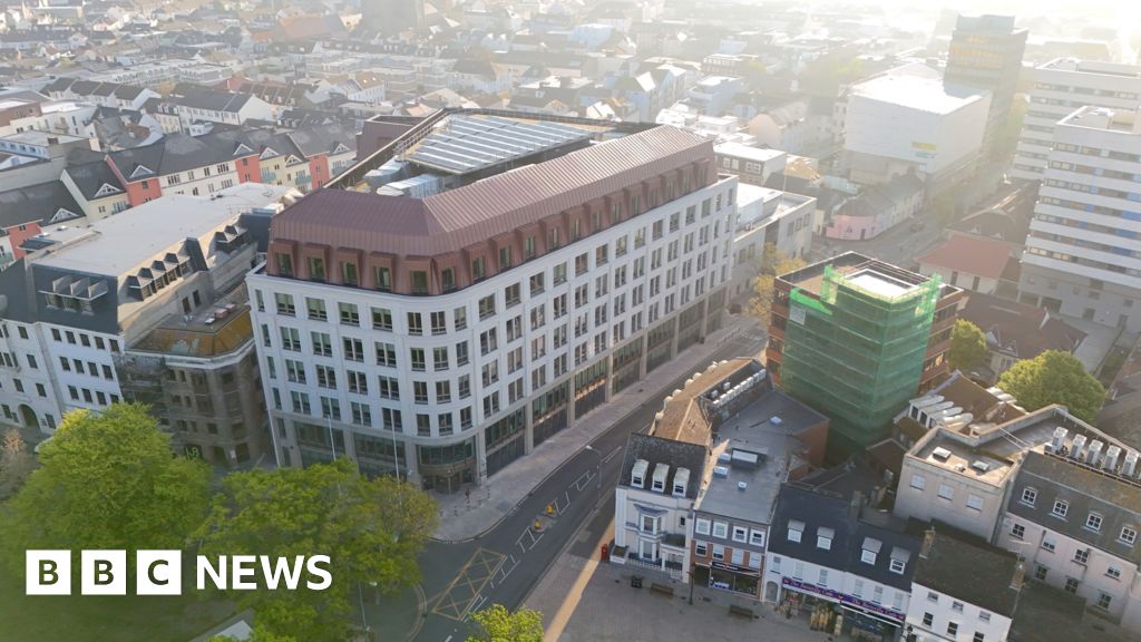 Government of Jersey commits to bringing in modern slavery law