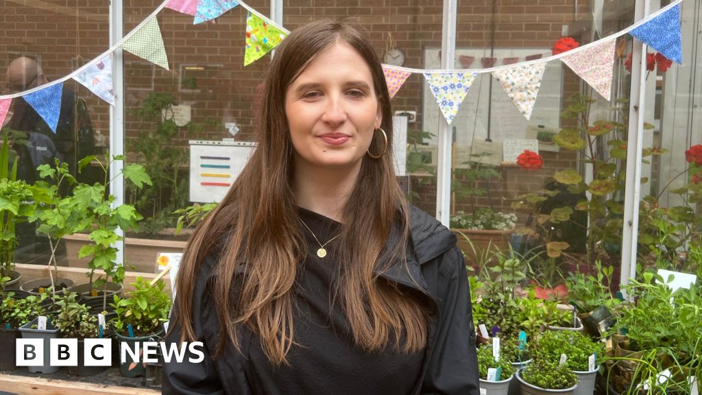 bbc.co.uk - Jessica Bayley - Chapel Allerton Hospital offers patients rehab through gardening