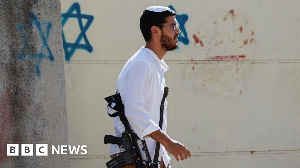 Israel reopens West Bank settlement Kadim, defying protests