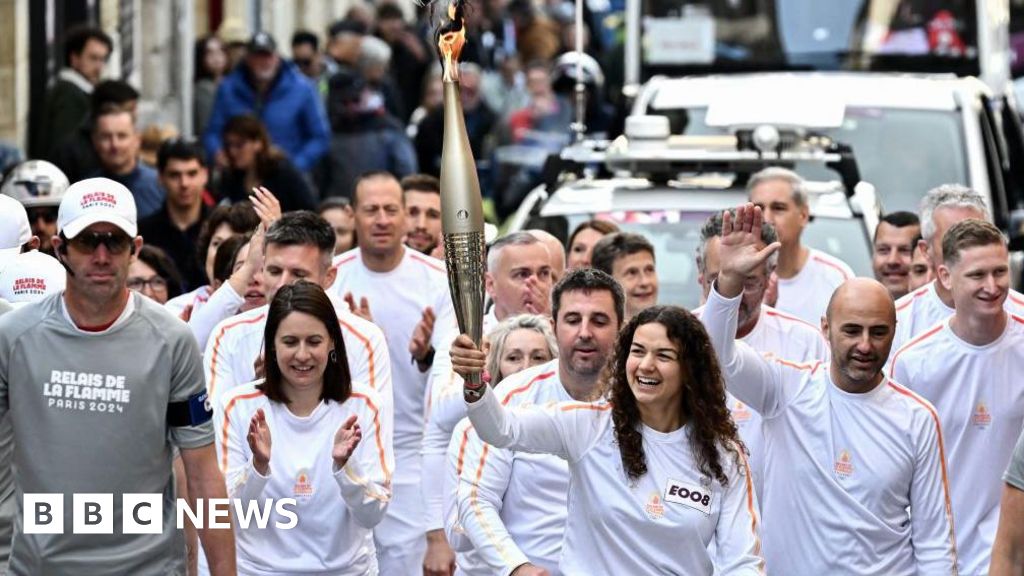 French arrest over suspected Olympic torch relay plot