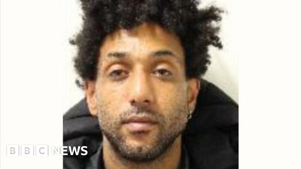 Killer who left body in a bathtub jailed for life