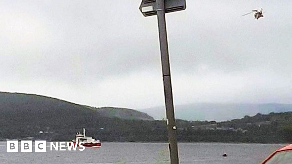 Search after person goes overboard from Clyde ferry