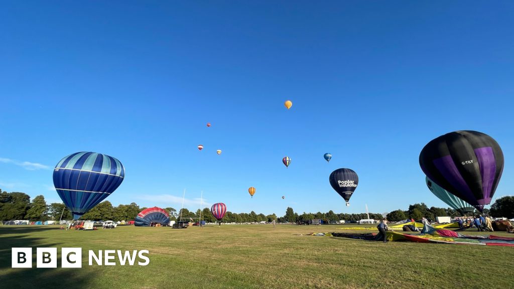 Three-day Northampton Balloon Festival begins