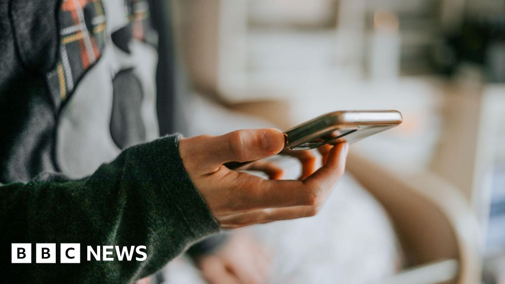 UK investigating 34 porn sites over age check rules