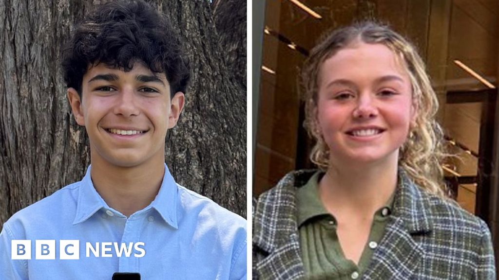 <div>Teens launch High Court challenge to Australia's social media ban</div>