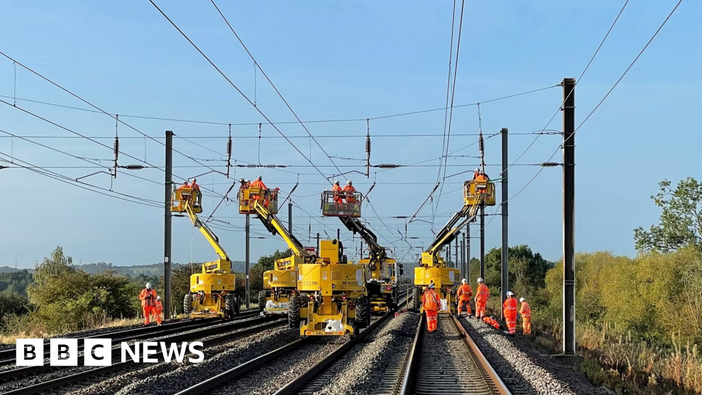 Railway line between Bedford and London to shut over Christmas