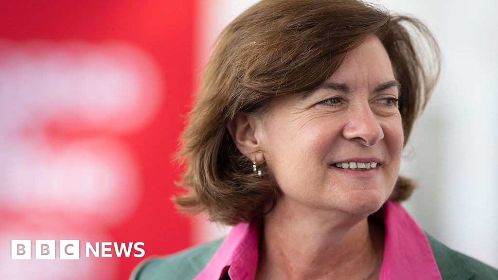Use offices or lose them, Welsh government staff told
