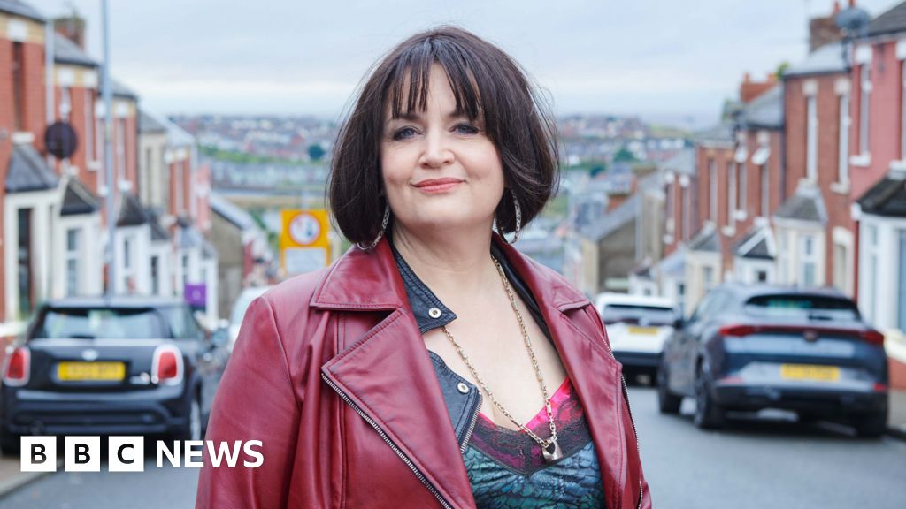 Ruth Jones to Read Shipping Forecast for Centenary