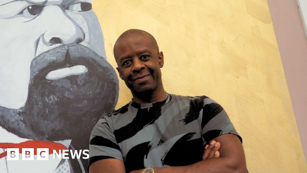 Adrian Lester supports ‘next generation’ as new theatre opens