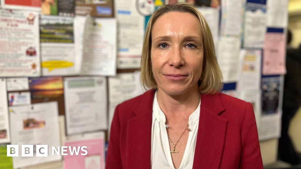 North Shropshire MP Helen Morgan leads debate on 'shoddy' mobile signal