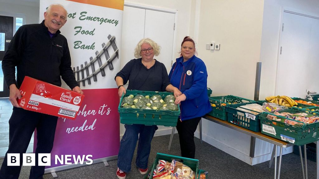 Funding shortage forces Didcot food bank to make changes