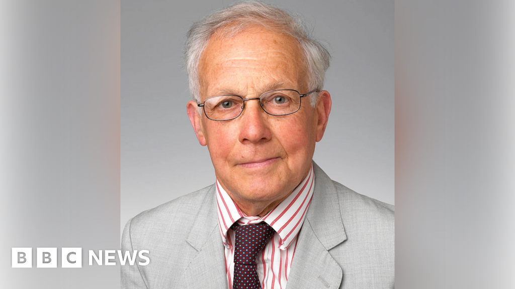 'Dedicated' former MP dies aged 92