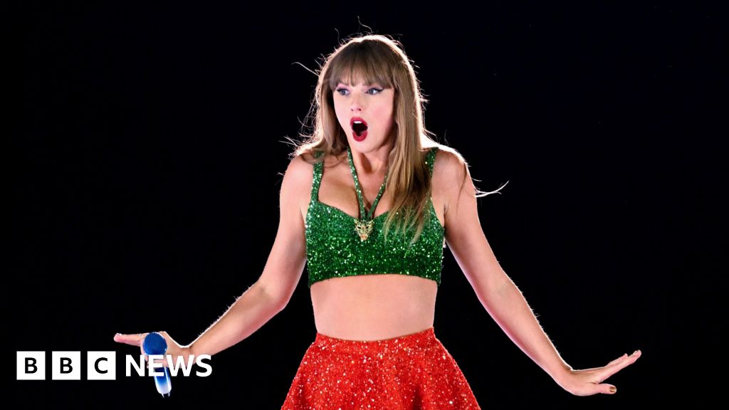 Did Taylor Swift's Cardiff show drop some major new album clues?