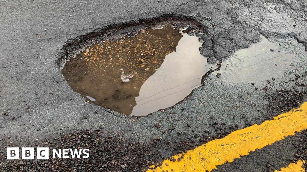 Mayor pledges £60m for Doncaster pothole repairs