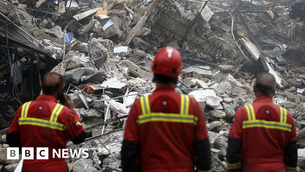 Small window is open for US-Iran talks, but swift end to war still unlikely