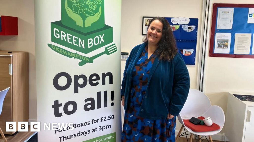Community food boxes 'selling out within minutes'