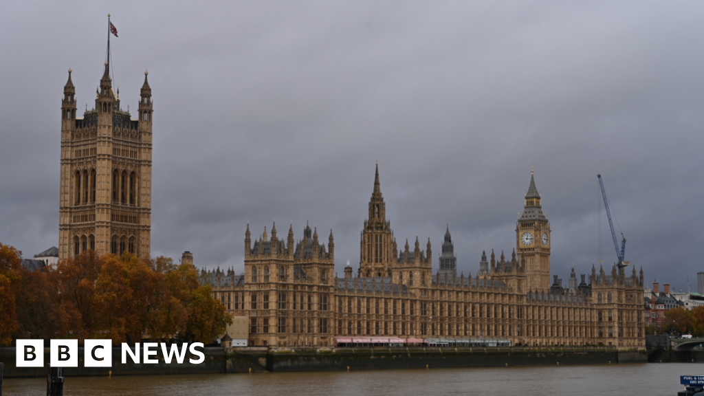 MI5 warns MPs and peers over risk of Chinese espionage