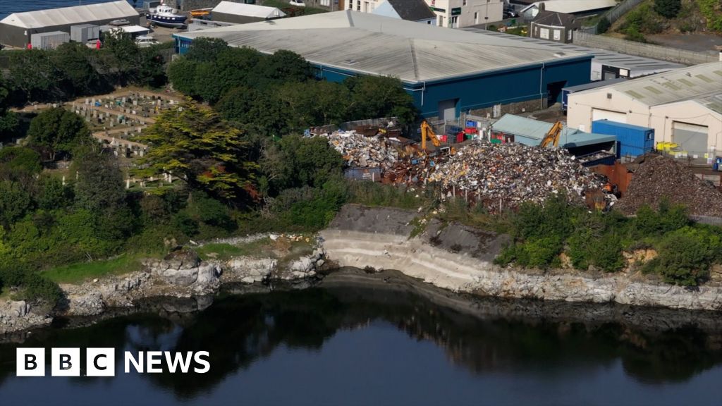 bbc.co.uk - Sarah Lewis - Guernsey scrapyard location concerns after gas bottle explosion