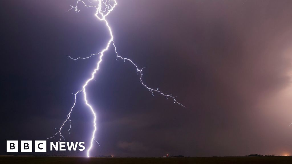Weather warning for thunderstorms for parts of Northern Ireland