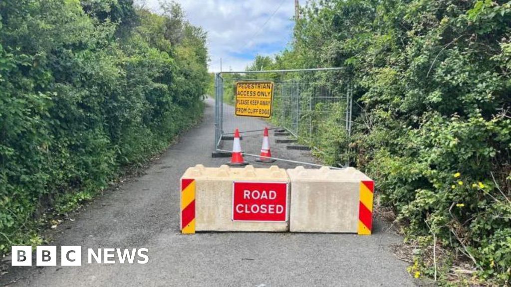 Somerset Coast Road Closure Sparks Local Opposition Amid Enforcement Arrests