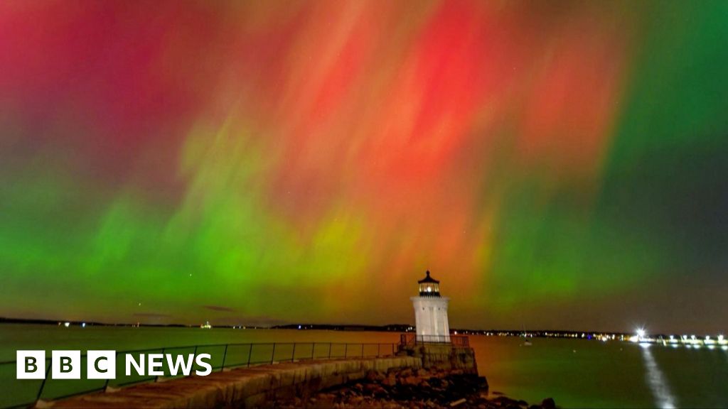 Stunning Northern Lights display seen across US and Canada