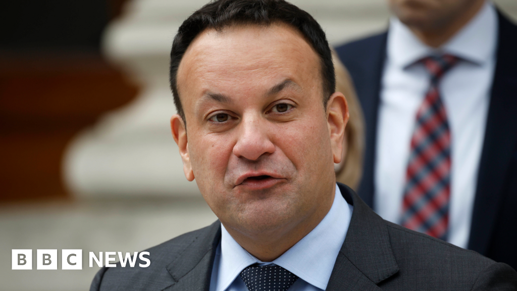 The Taoiseach ирландски министър председател Лео Варадкар ще се оттегли незабавно