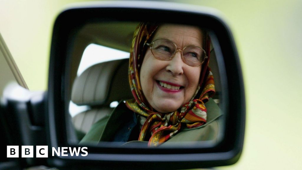 Queen Elizabeth II: A life in Land Rovers