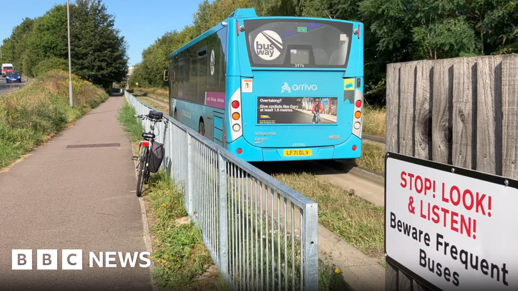 Luton Council confirms its van was hit in busway crash - BBC News