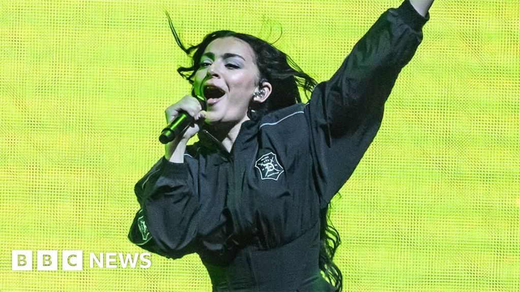 Charli XCX on Saturday Night Live: ‘My parents drove me to raves aged 15’