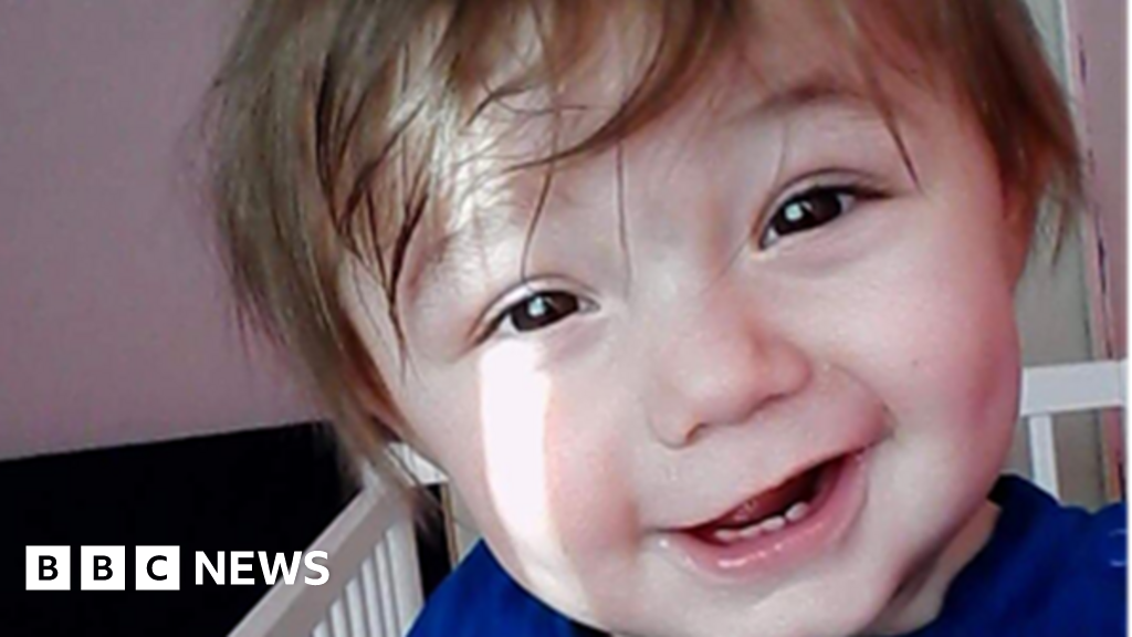 Flintshire toddler 'murdered by grandparents' was in coma court(01)