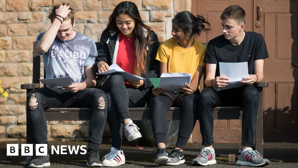 GCSEs: A* to C pass rate increases after dip in 2018 - BBC News