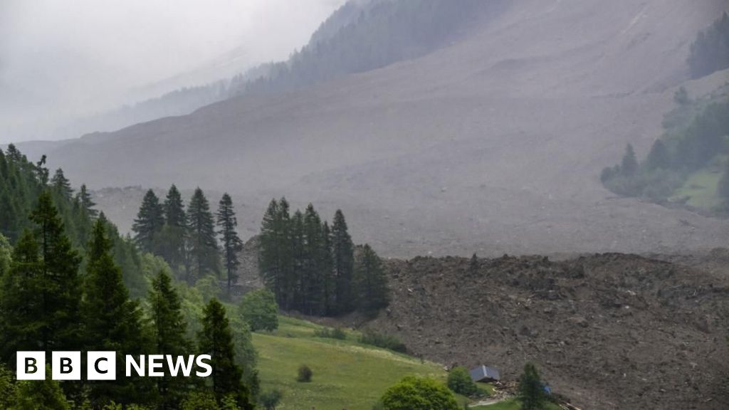 Glacier collapse buries most of Swiss village