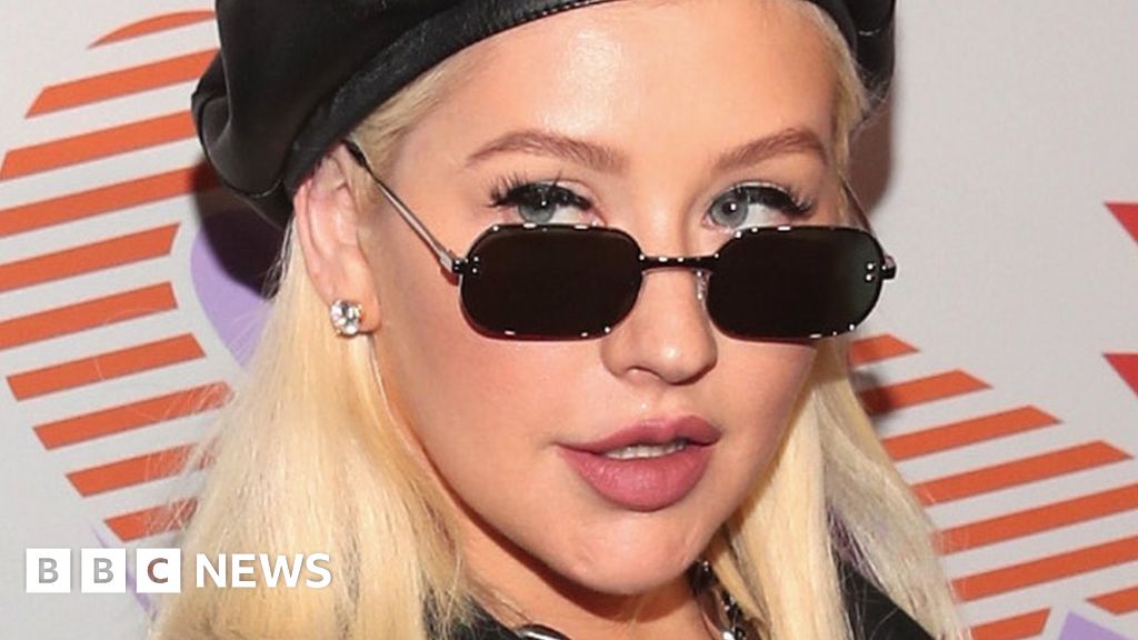 christina-aguilera-unveils-stripped-back-new-look-bbc-news