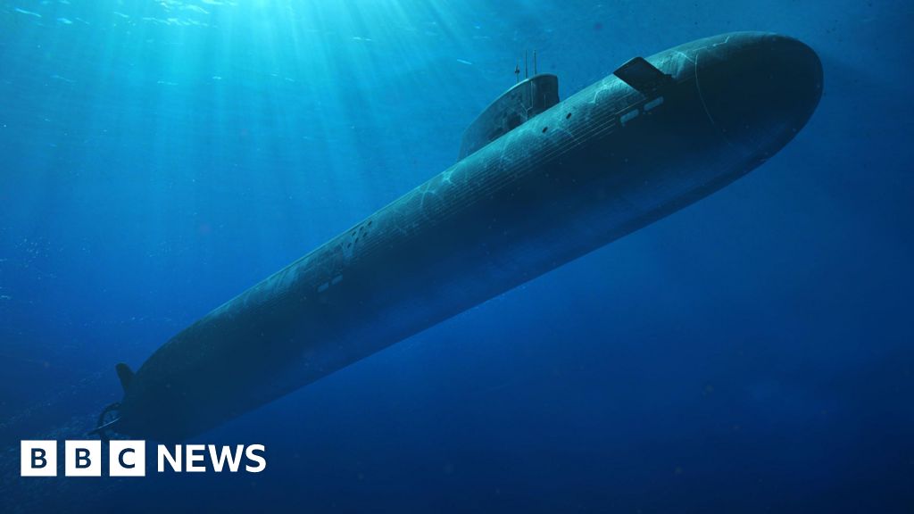 Rolls-Royce strikes £9bn nuclear submarine deal